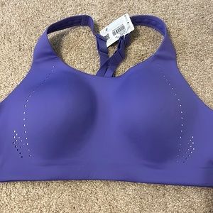 New Lululemon air support bra 36D